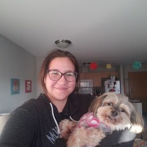 Meet your Posher, Jennifer